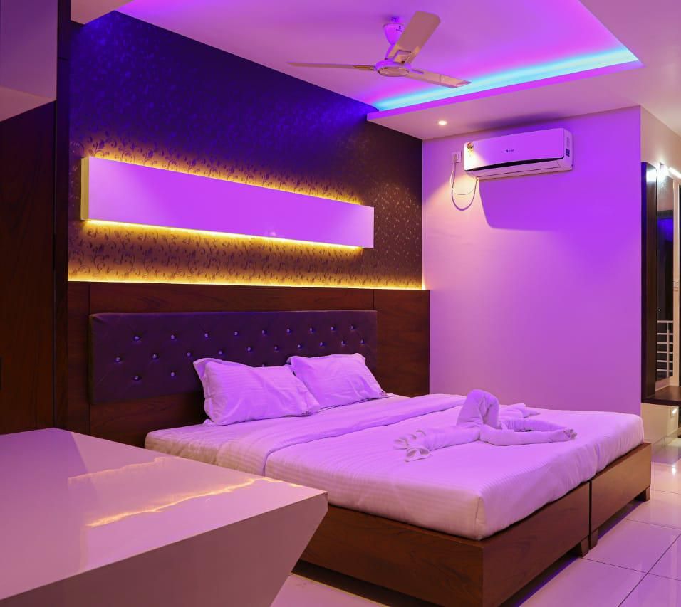 Hotel Ravikiran Deluxe AC ROOM 8