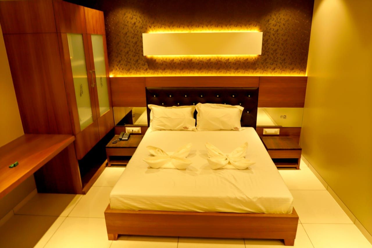 Hotel Ravikiran Deluxe AC ROOM 9