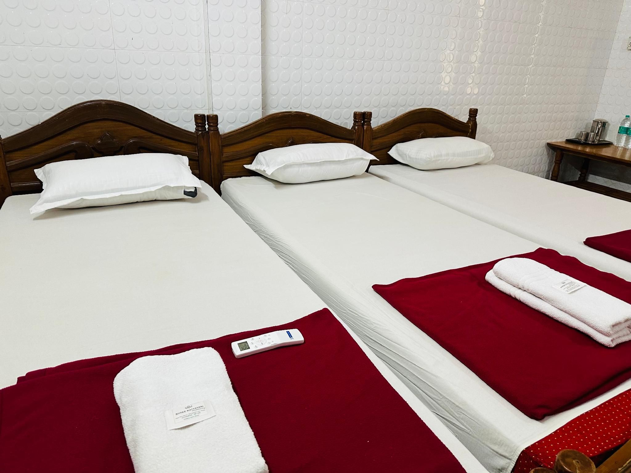 Triple Bed Room With Air Conditioning