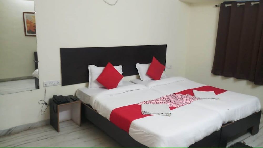 Hotel Arjun Pride Executive Rooms Non AC 2