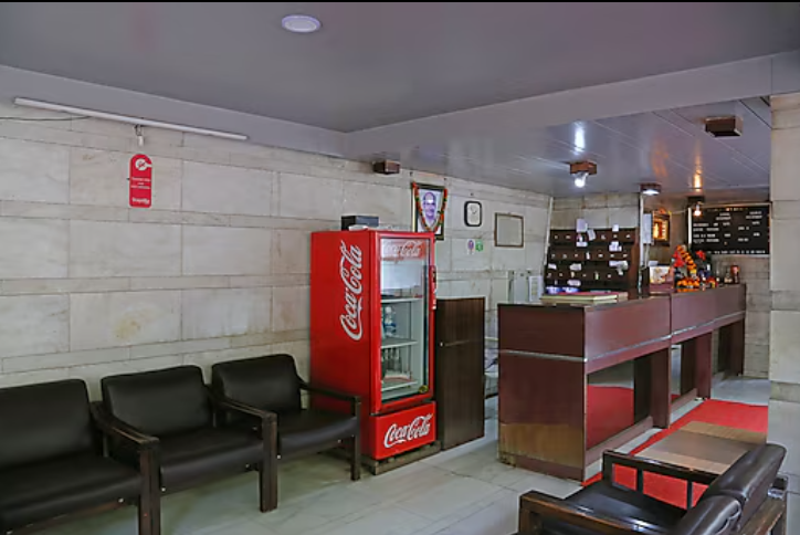 Food & Dining