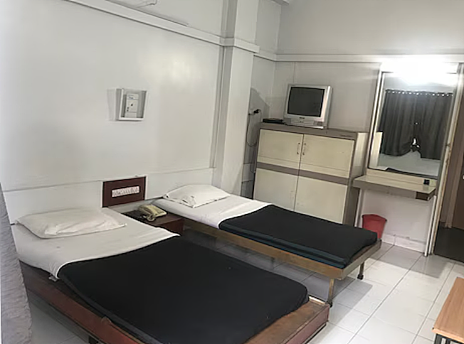 Maurya Residency Regular room (Non AC) 2