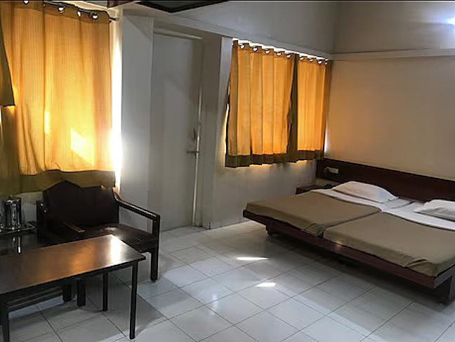 Deluxe Room (AC)