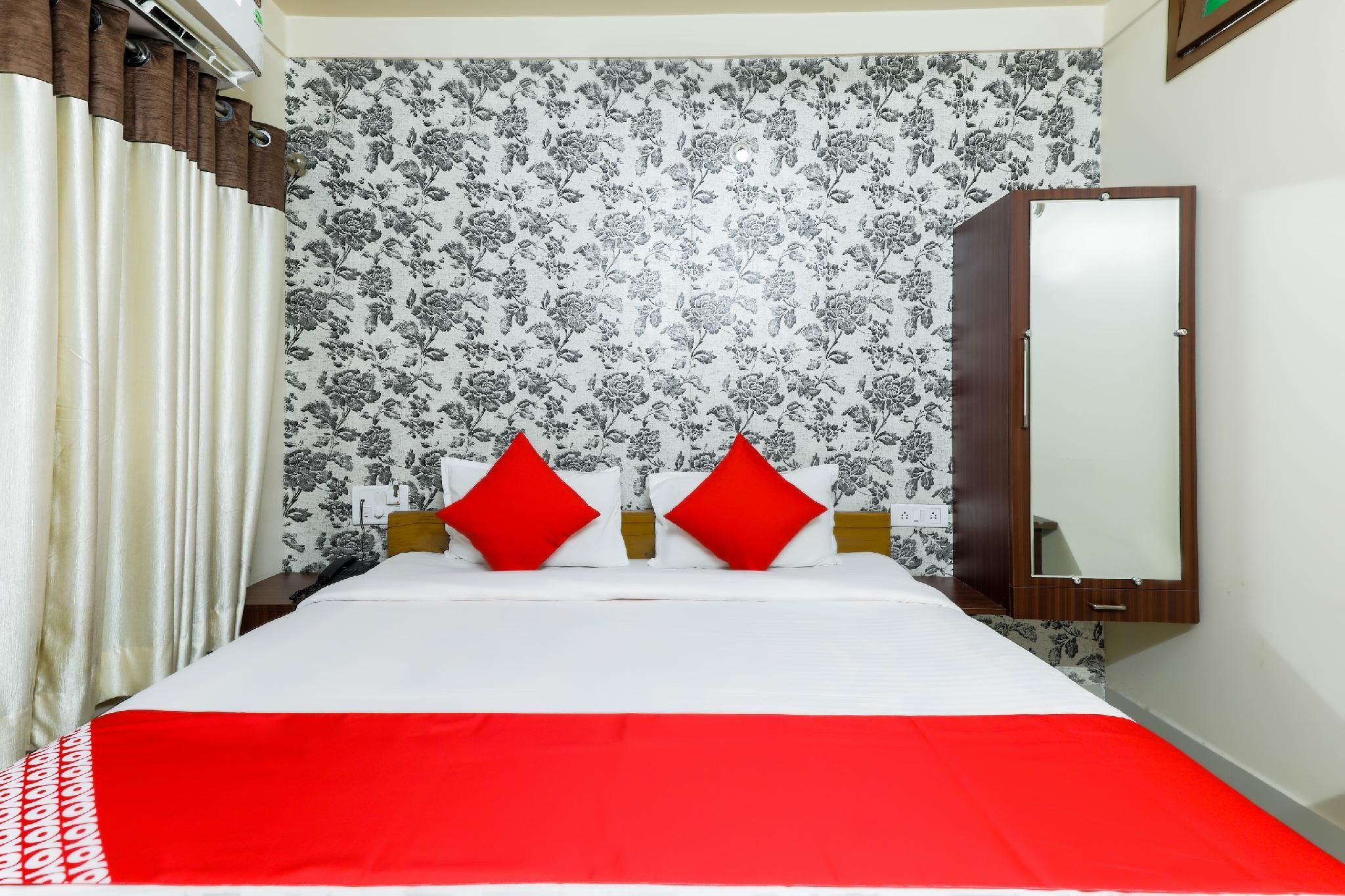 undefined Hotel Girnar 9