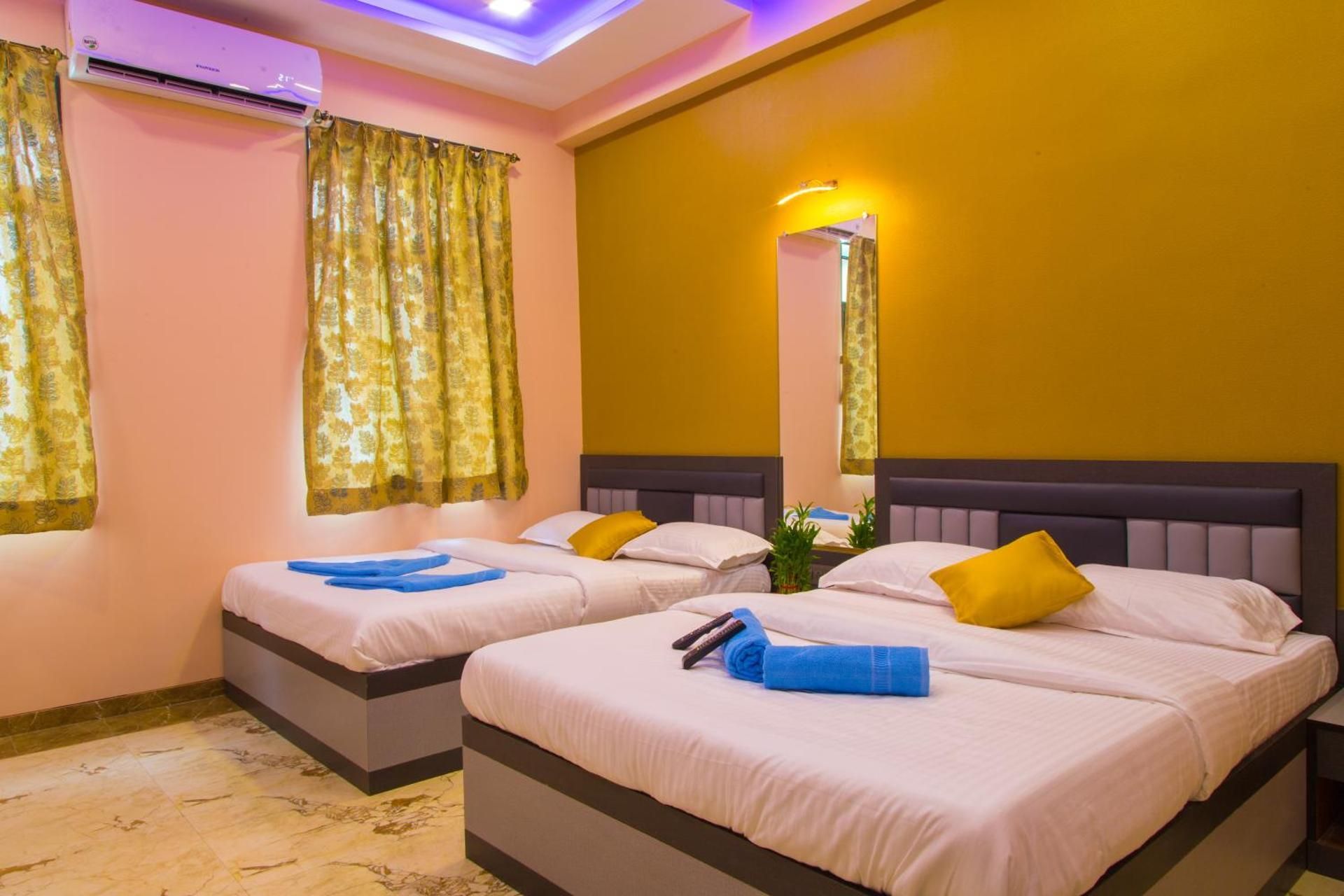 Economy Quadruple Room with Shared Bathroom