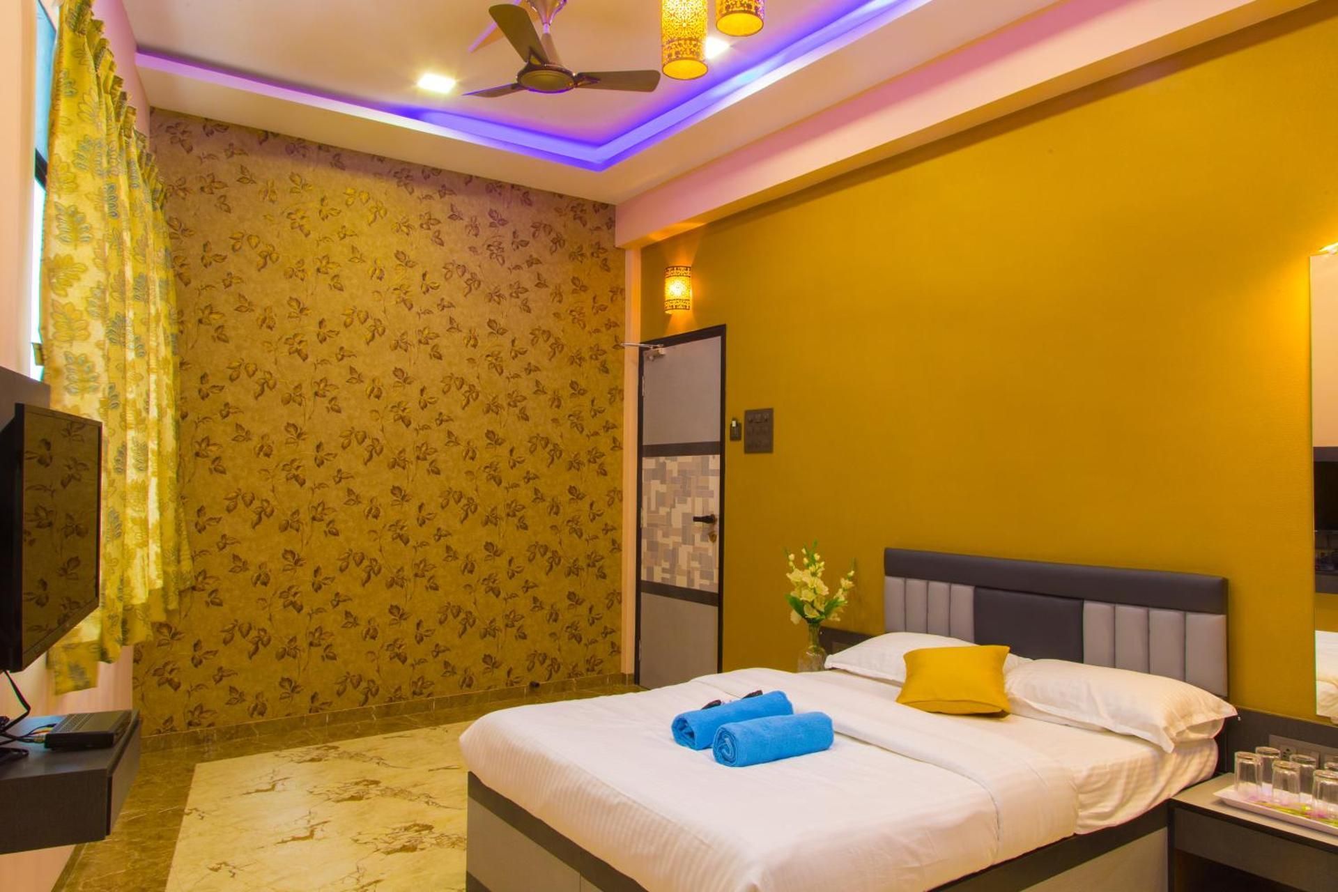 Economy Quadruple Room with Shared Bathroom