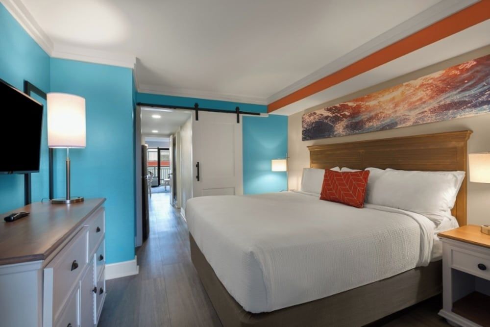 Oceanfront King Suite Restricted View