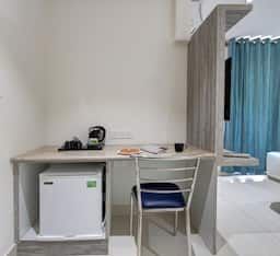 Orange Suites & Inn Bangalore Airport Standard King AC Room 3