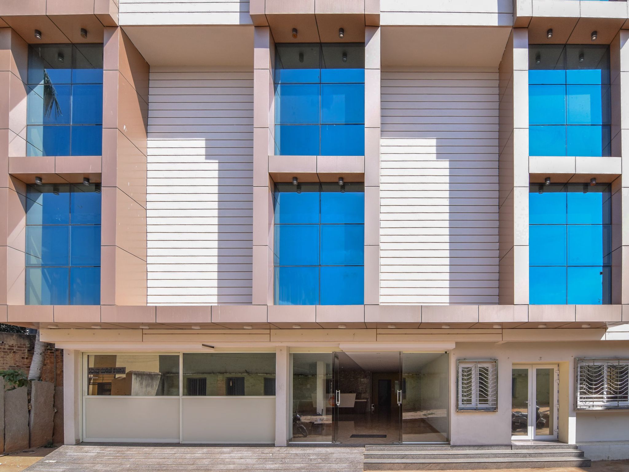 undefined Orange Suites & Inn Bangalore Airport