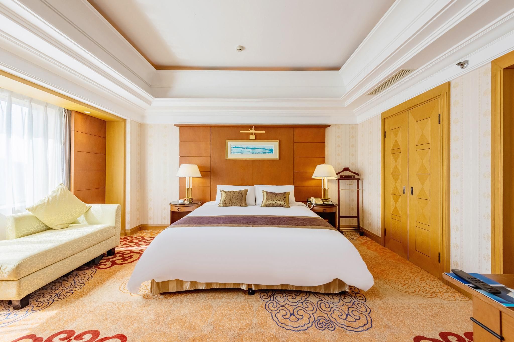 Suite Room