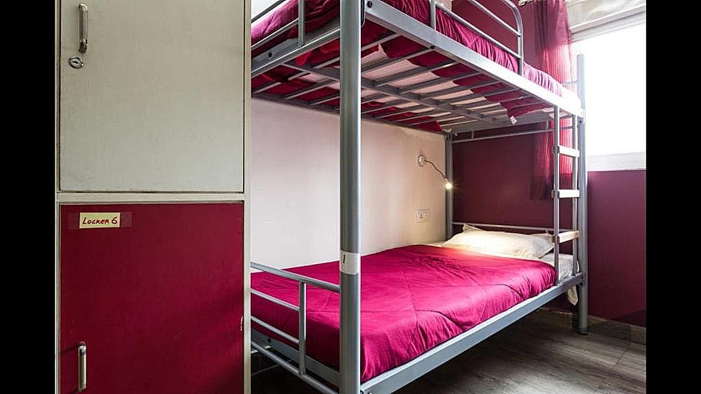 6 Bed Mixed Dorm