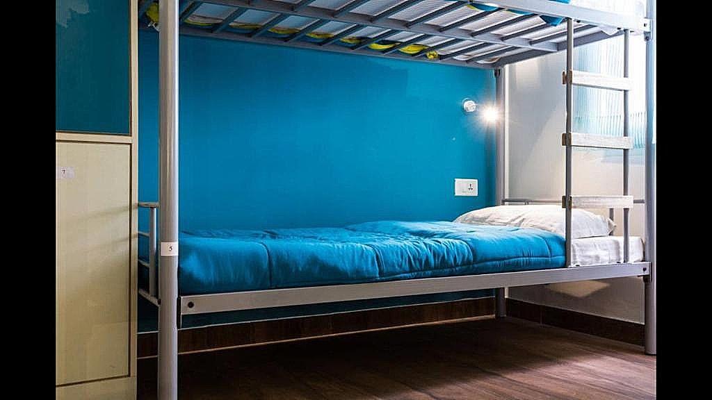 Mixed Dorm  1 Bed in 8-Bunk Bed AC Dorm Room  Shared Common Bathroom