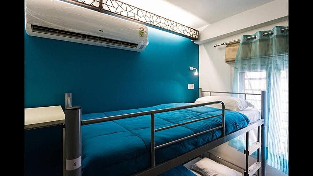 Mixed Dorm  1 Bed in 8-Bunk Bed AC Dorm Room  Shared Common Bathroom