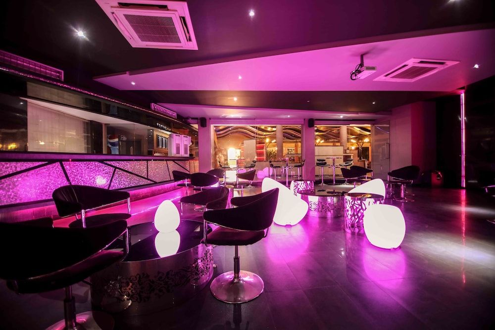 undefined Hotel Malligi 4