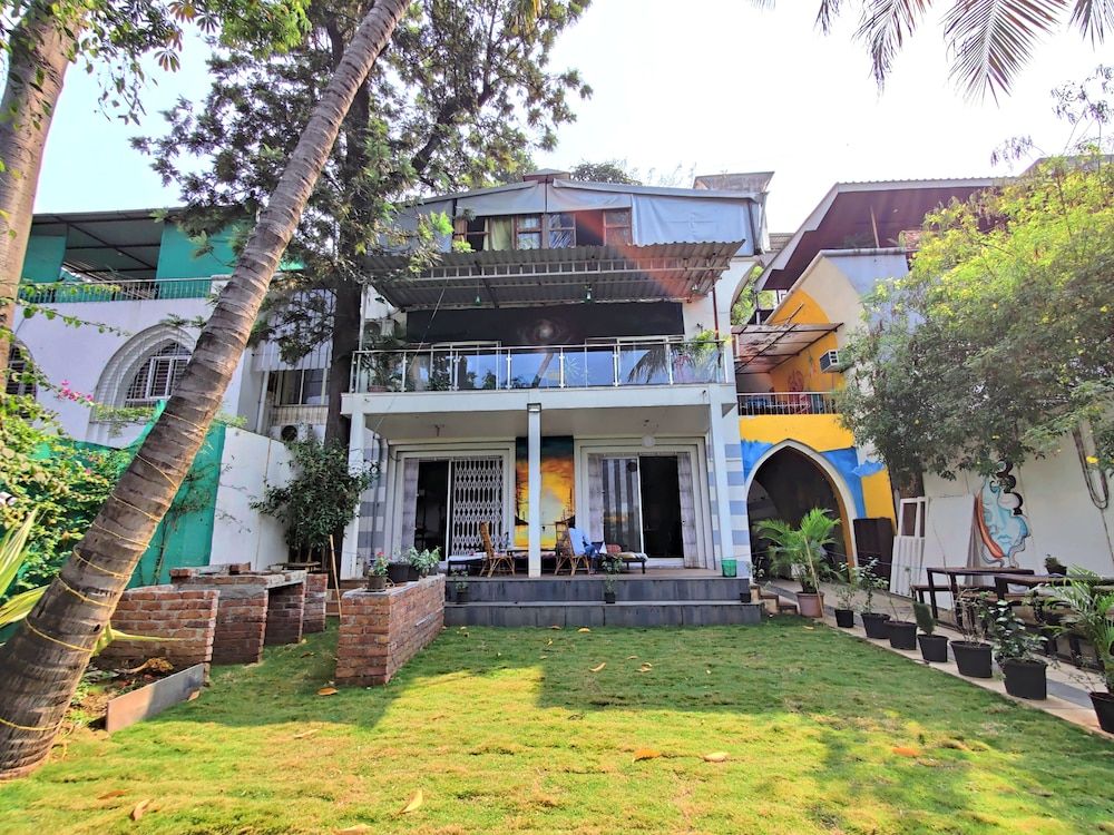 Primary image