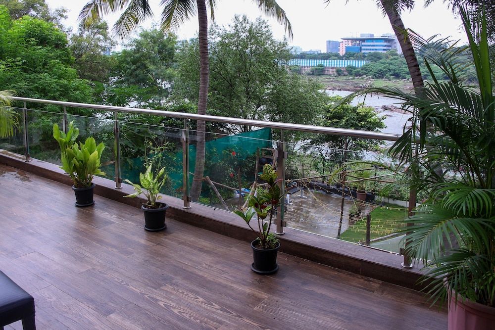 Urban Nomads - Hostel 4 Single Bed AC Room 3