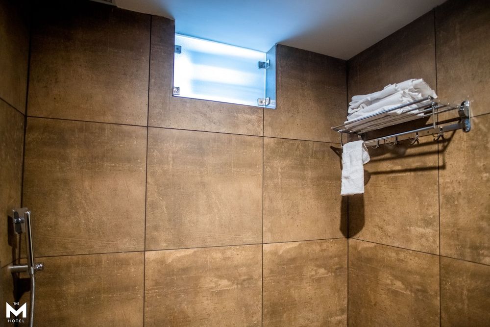 The M Hotel Superior Room 6