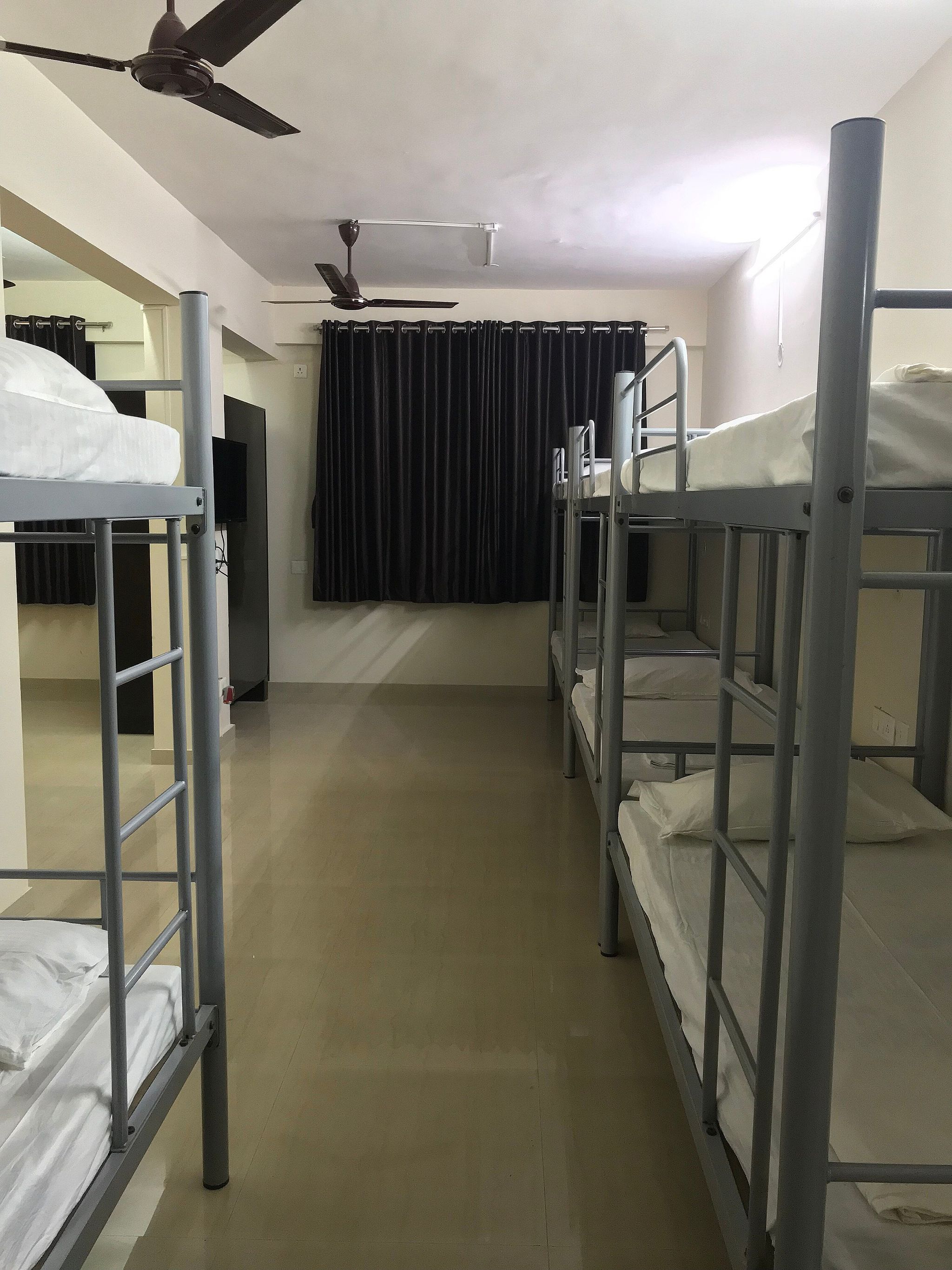 Non AC Male Only Dormitory (1 Bed in 7-Bunk Bed Non AC Dorm)
