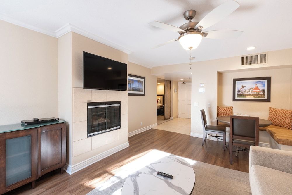 Coronado Beach Resort Suite, 1 Bedroom, Non Smoking, Kitchenette 12