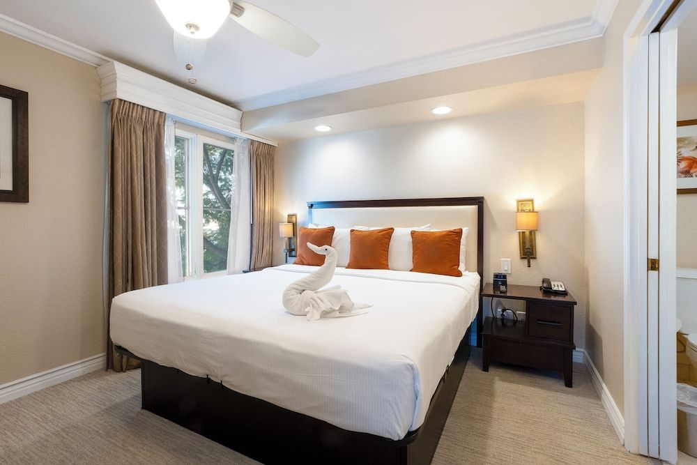 Coronado Beach Resort Suite, 2 Bedrooms, Non Smoking, Kitchenette 3