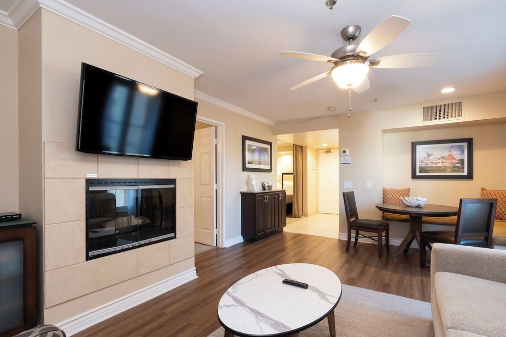 Coronado Beach Resort Suite, 2 Bedrooms, Non Smoking, Kitchenette 13