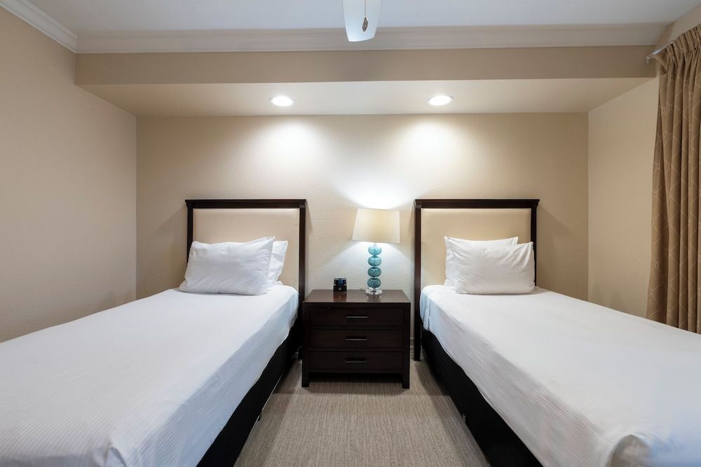 Coronado Beach Resort Suite, 2 Bedrooms, Non Smoking, Kitchenette 2