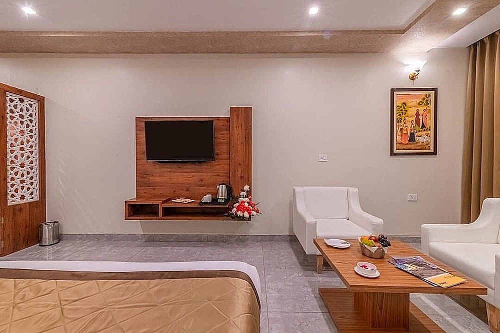 Savitri Resort Deluxe Double or Twin Room 5
