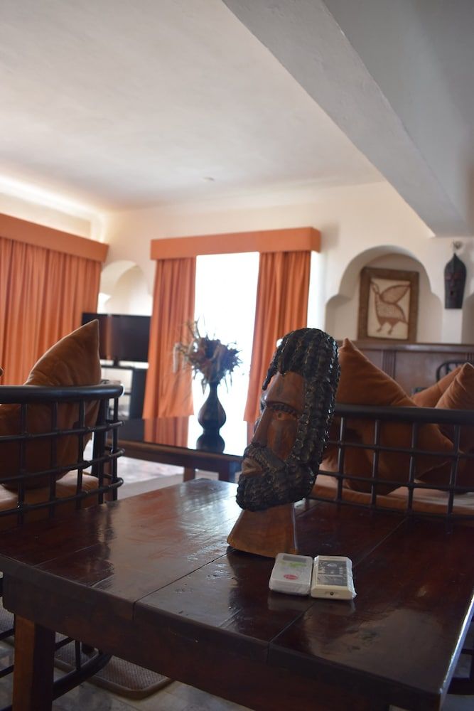 Villablanca Garden Beach Hotel Panoramic Penthouse 10