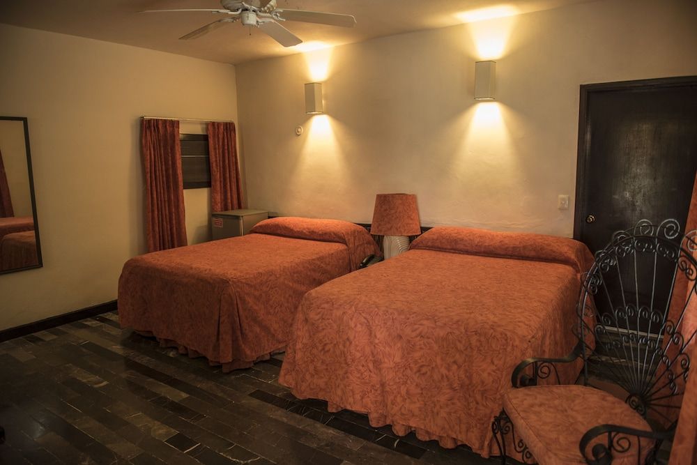 Villablanca Garden Beach Hotel Standard Room, Garden View 3