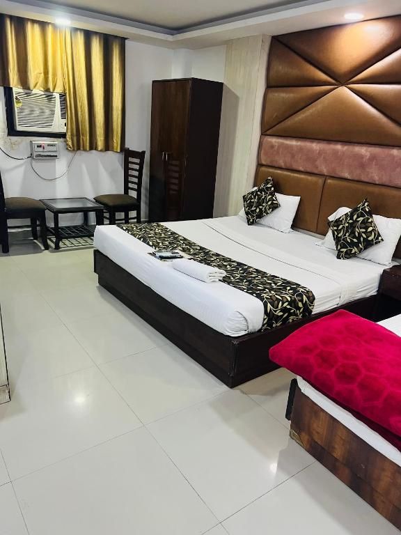 Hotel The Caves IGI Airport Delhi Deluxe Double Room 7