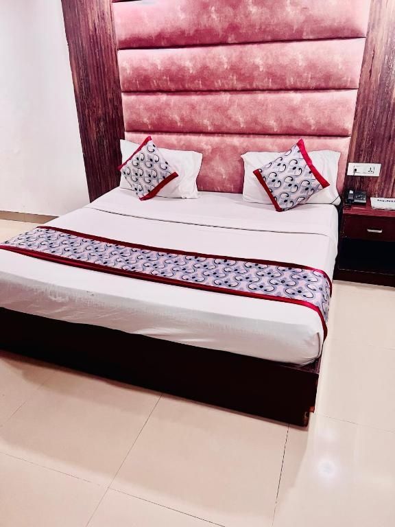 undefined Hotel The Caves IGI Airport Delhi 9