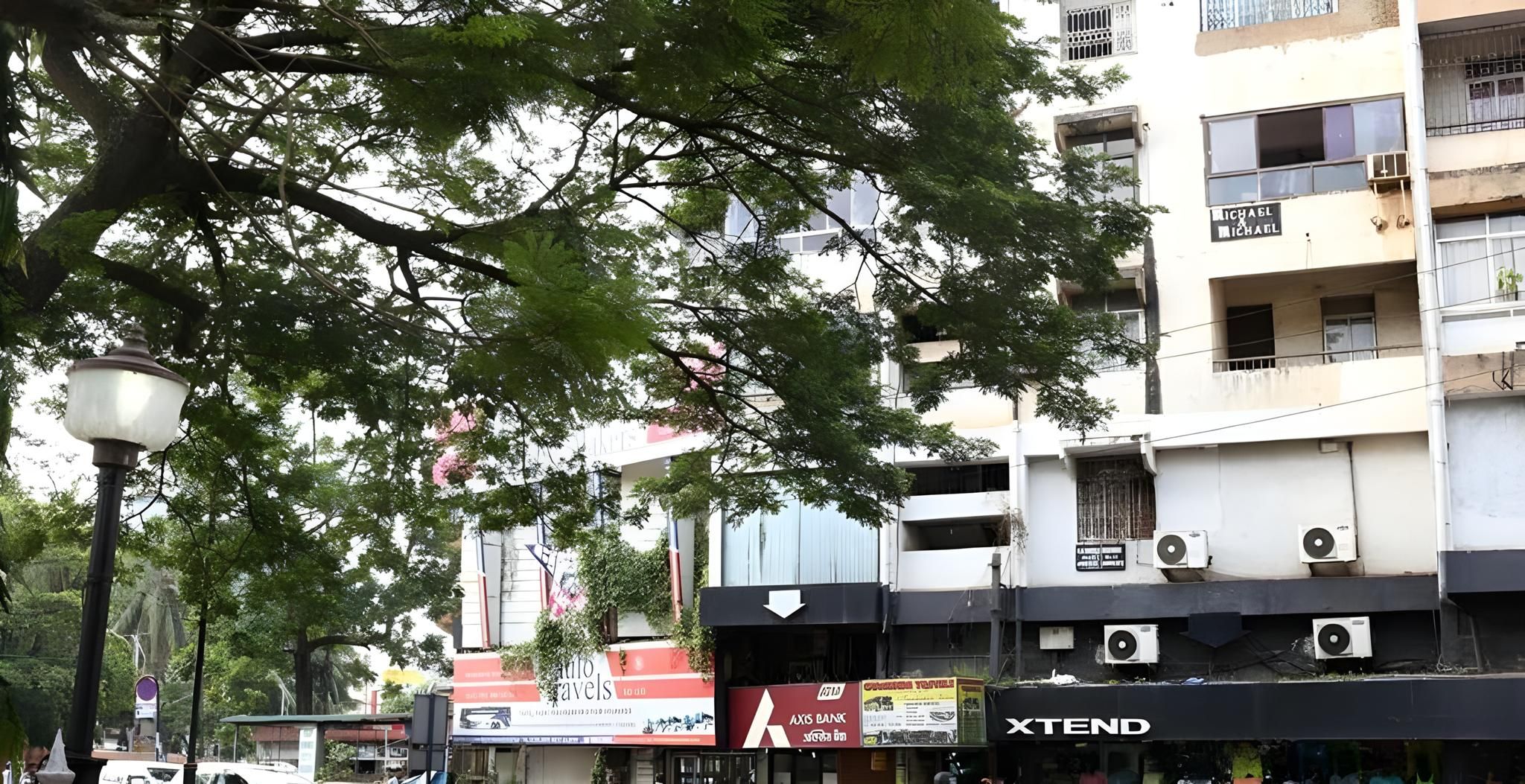 4 Bed Room (Air conditioner) (No Window)