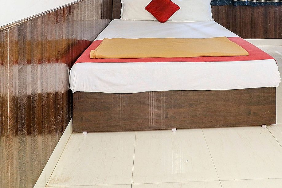 Viva Guest House Double Bedded Non AC Rooms 15