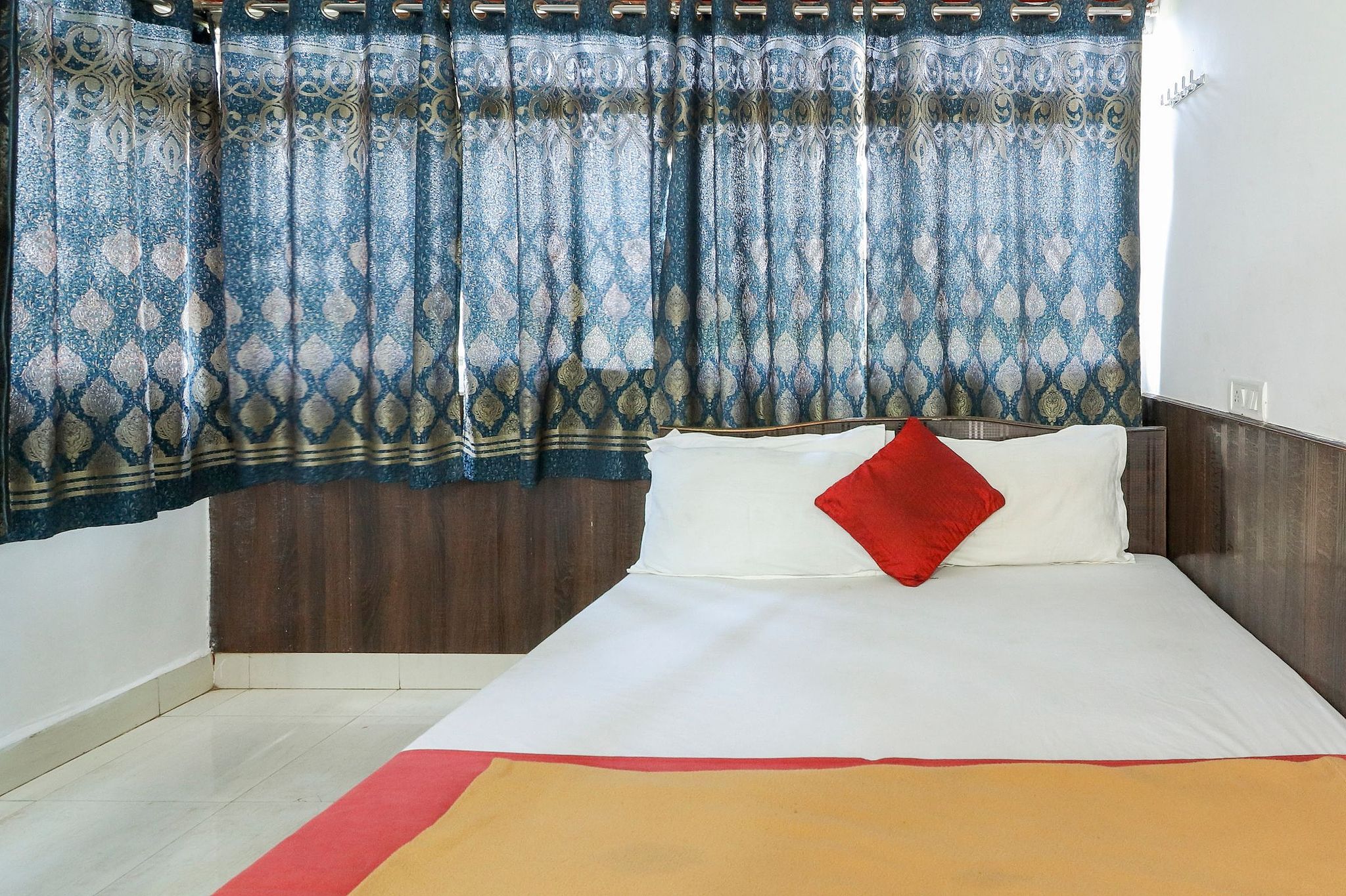 Viva Guest House Double Bedded Non AC Rooms 10