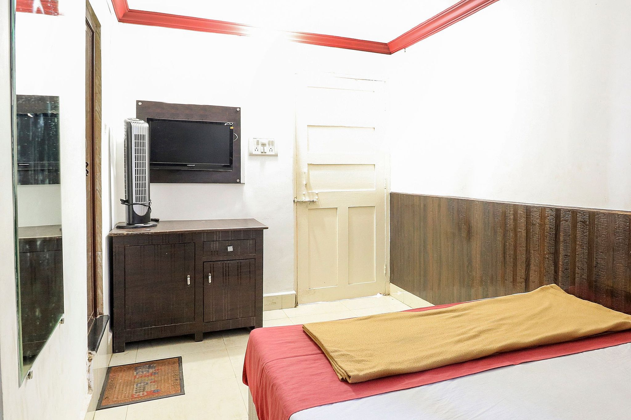 Viva Guest House Double Bedded Non AC Rooms 13
