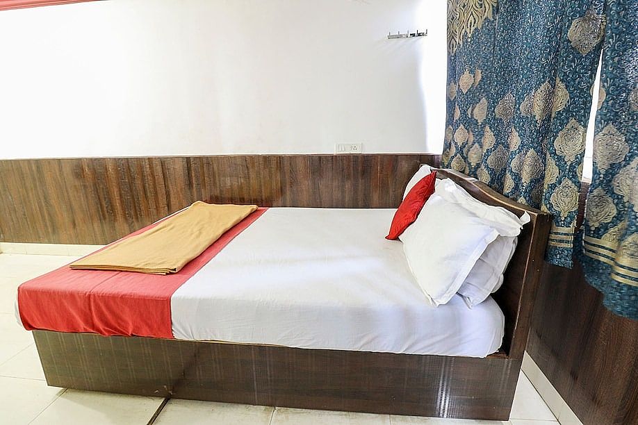 Viva Guest House Double Bedded Non AC Rooms 8