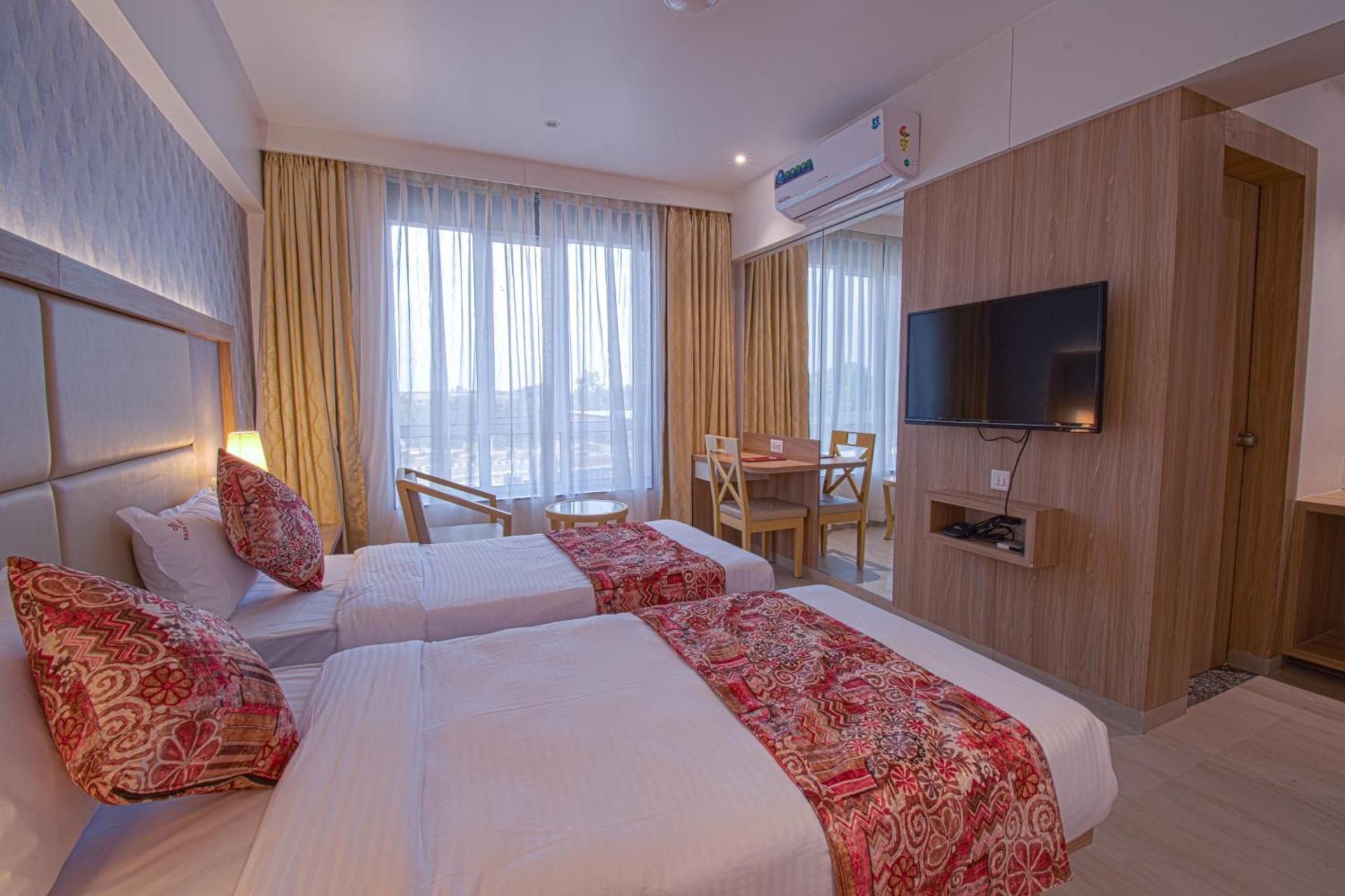 Hotel Park Tree Twin Bed AC Room 2