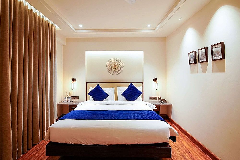 Comfort Inn Dehradun Standard Room, 1 King Bed, Non Smoking
