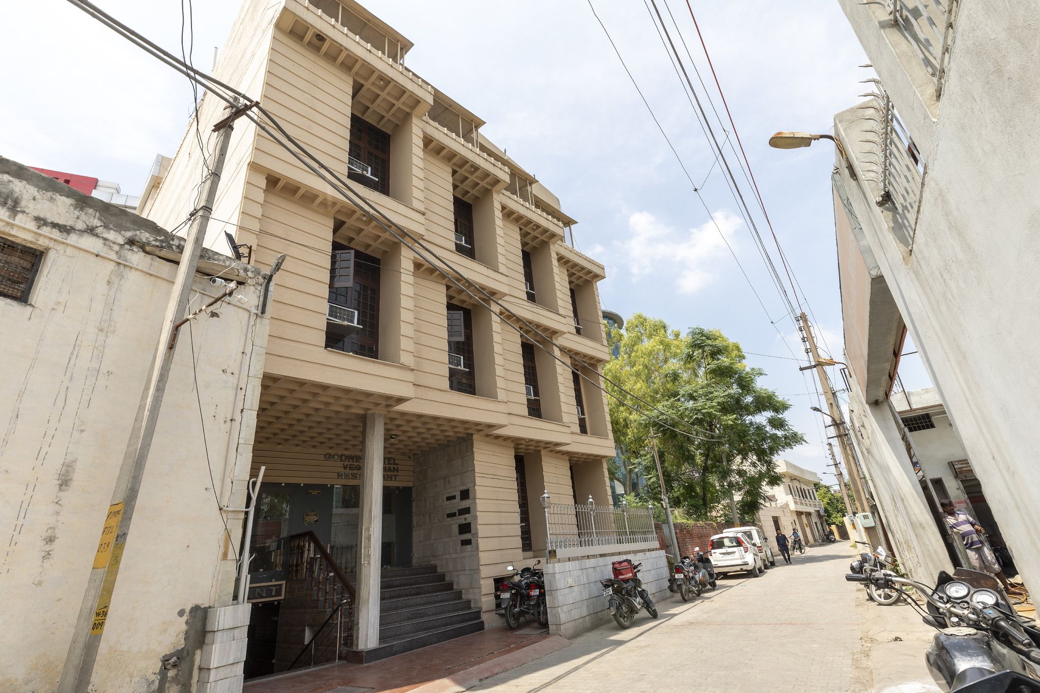 undefined Hotel Godwin	Patiala 2