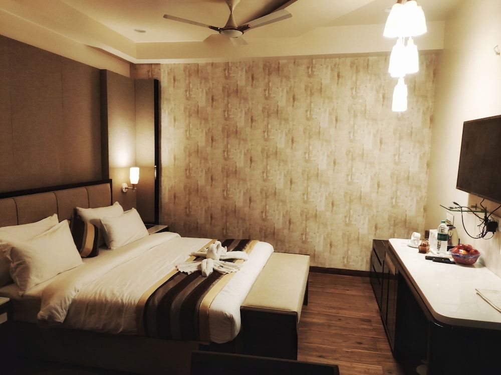 Hotel Grand Kaushalya Grand Room