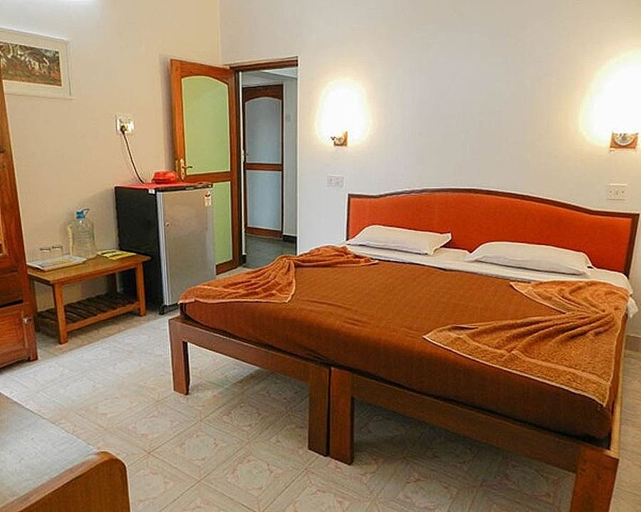 Philip Cottage Standard