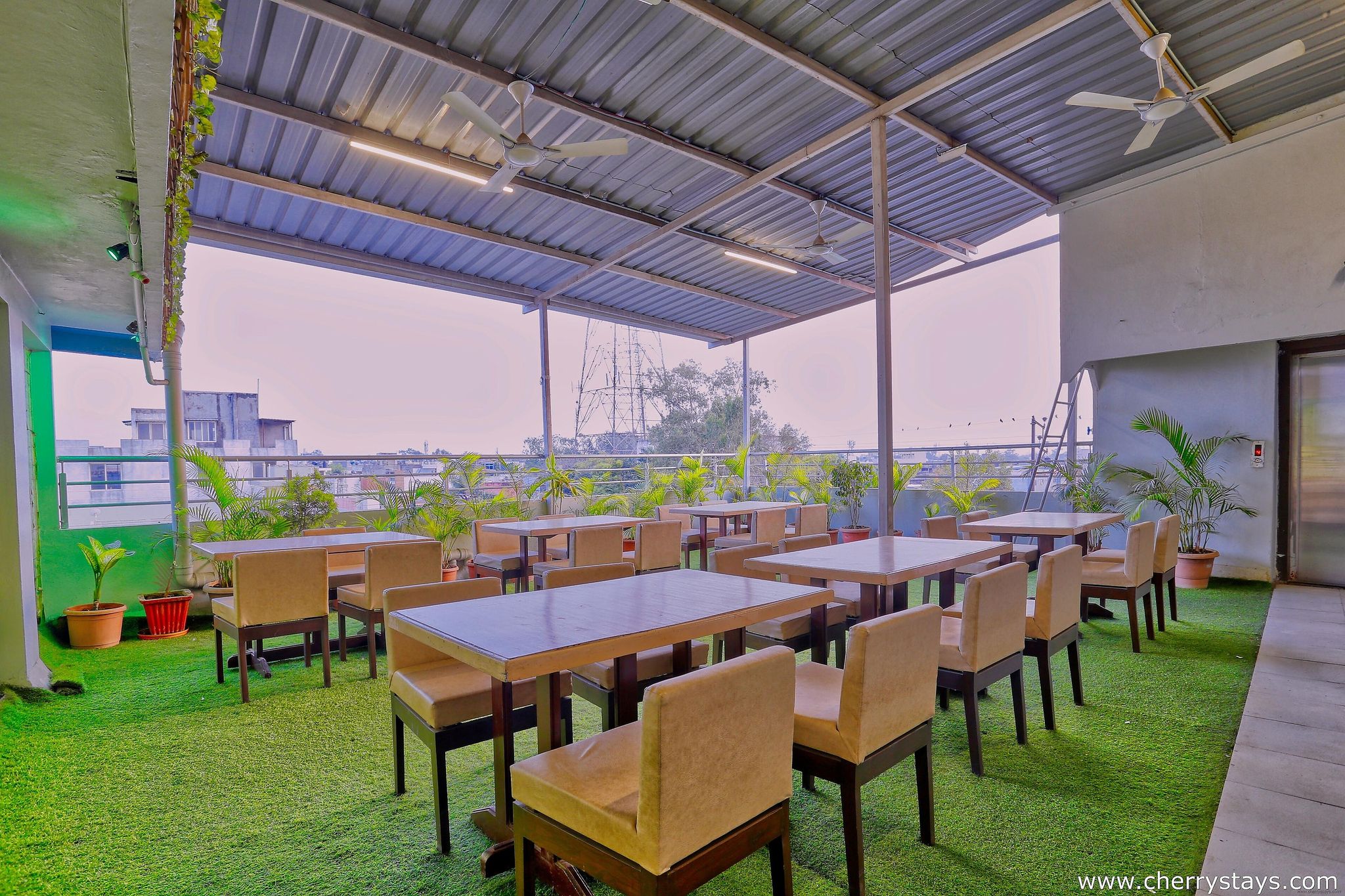 undefined Hotel Galaxy 4