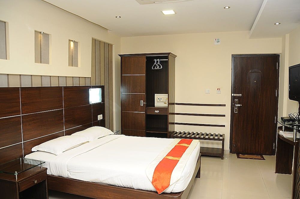 undefined Maple Suites 5