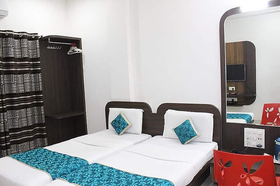 Hotel Sun Star Deluxe AC Double Room