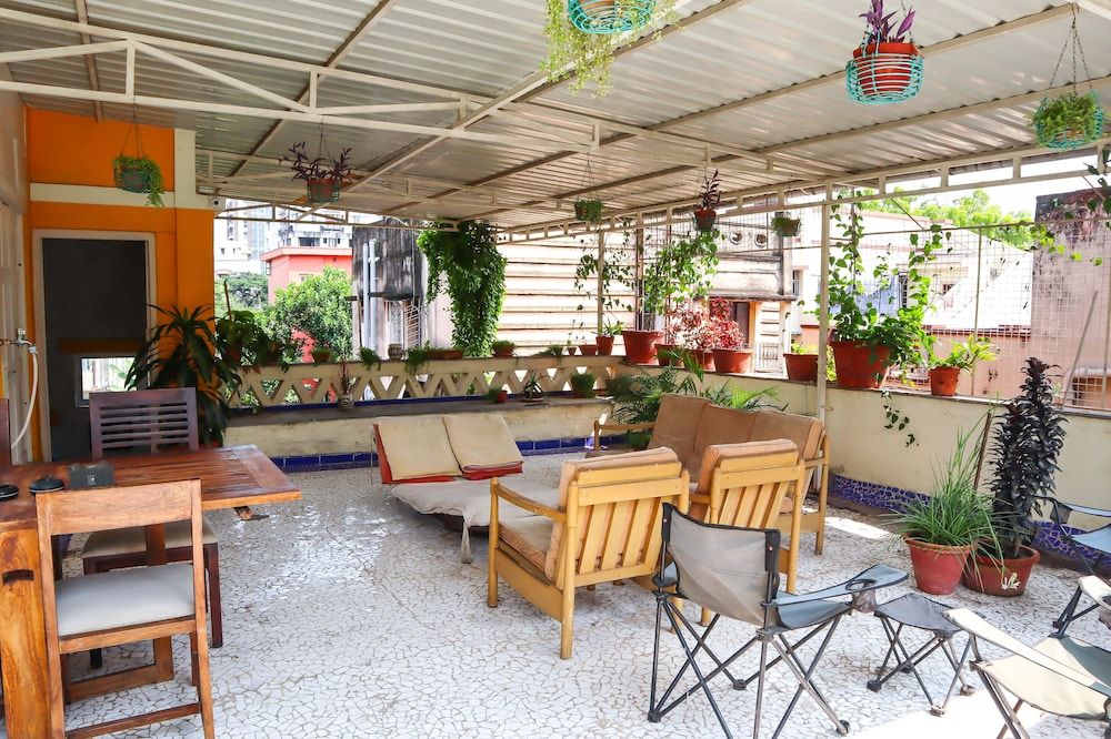 undefined 5/4 - Calcutta's freshest BnB 5