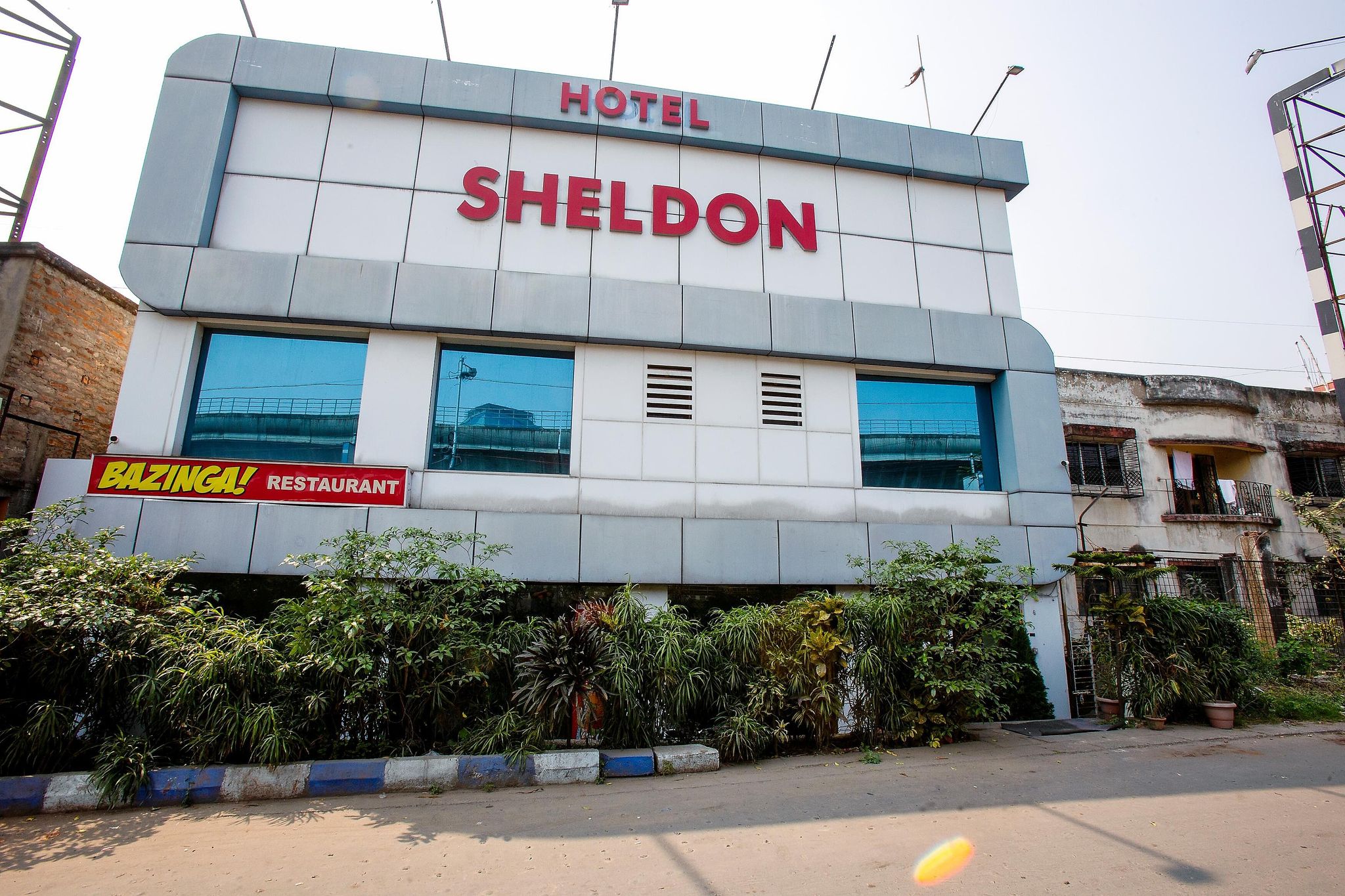 undefined Hotel sheldon International 9