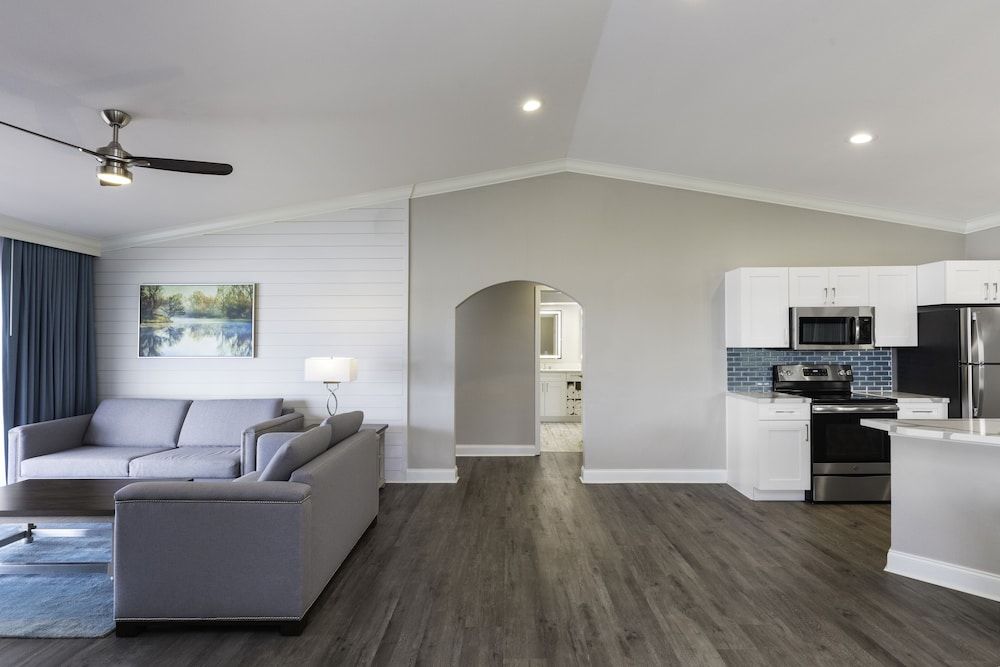 Westgate Branson Lakes Resort Villa, 2 Bedrooms, Lake View 10