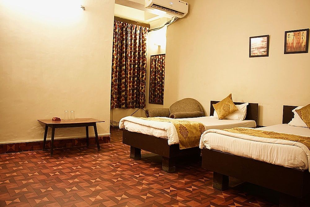 Hotel Mayur A/C Room 2