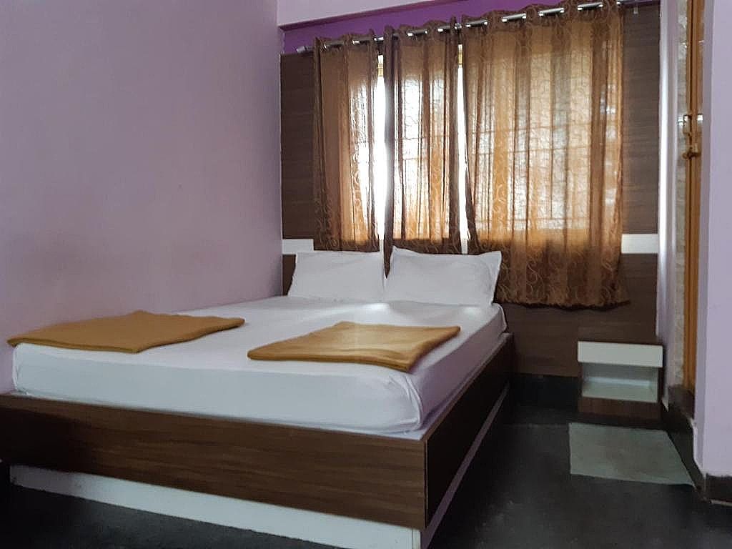 Sapphire Inn Standard Room 3