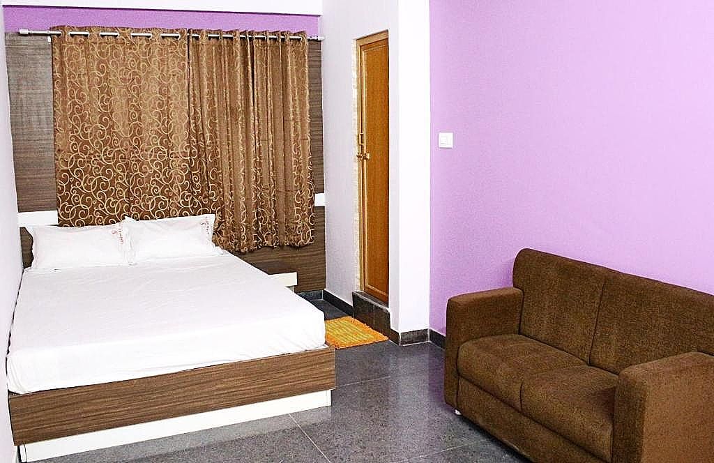 Sapphire Inn Standard Room 4